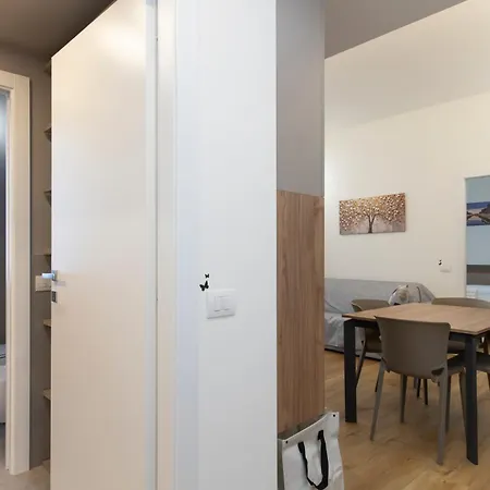 Daire I-host - Modern Citylife Bovisa