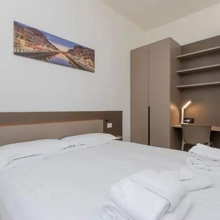 I-host - Modern Citylife Bovisa Διαμέρισμα